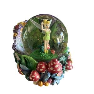 Disney Peter Pans Tinker Bell Globe